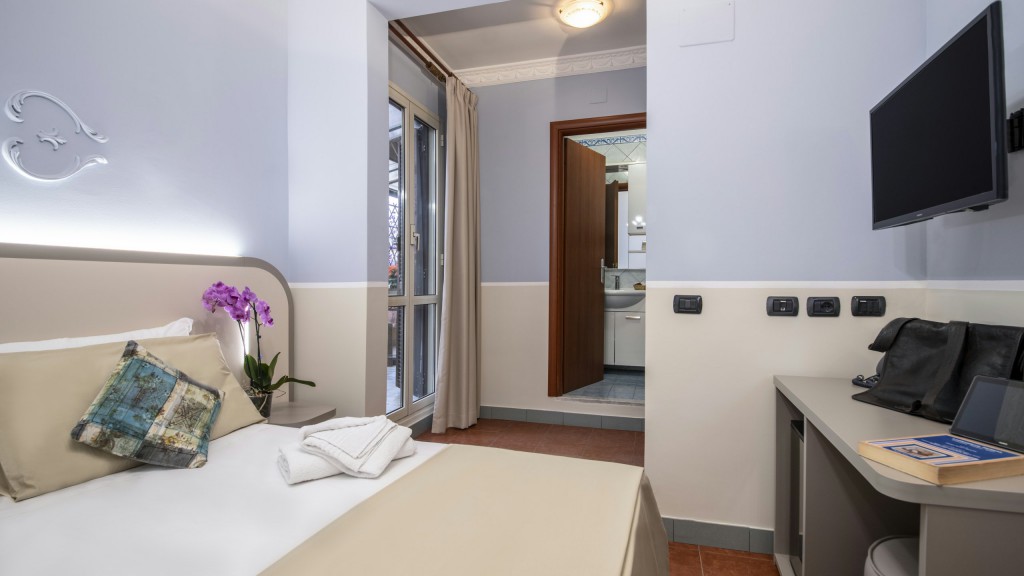 Hotel-Grifo-De-Monti-Rooms-Roma-superior-terrazza